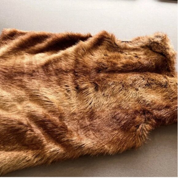 Zara Trafaluc Faux Fur Vest - Picture 3 of 6